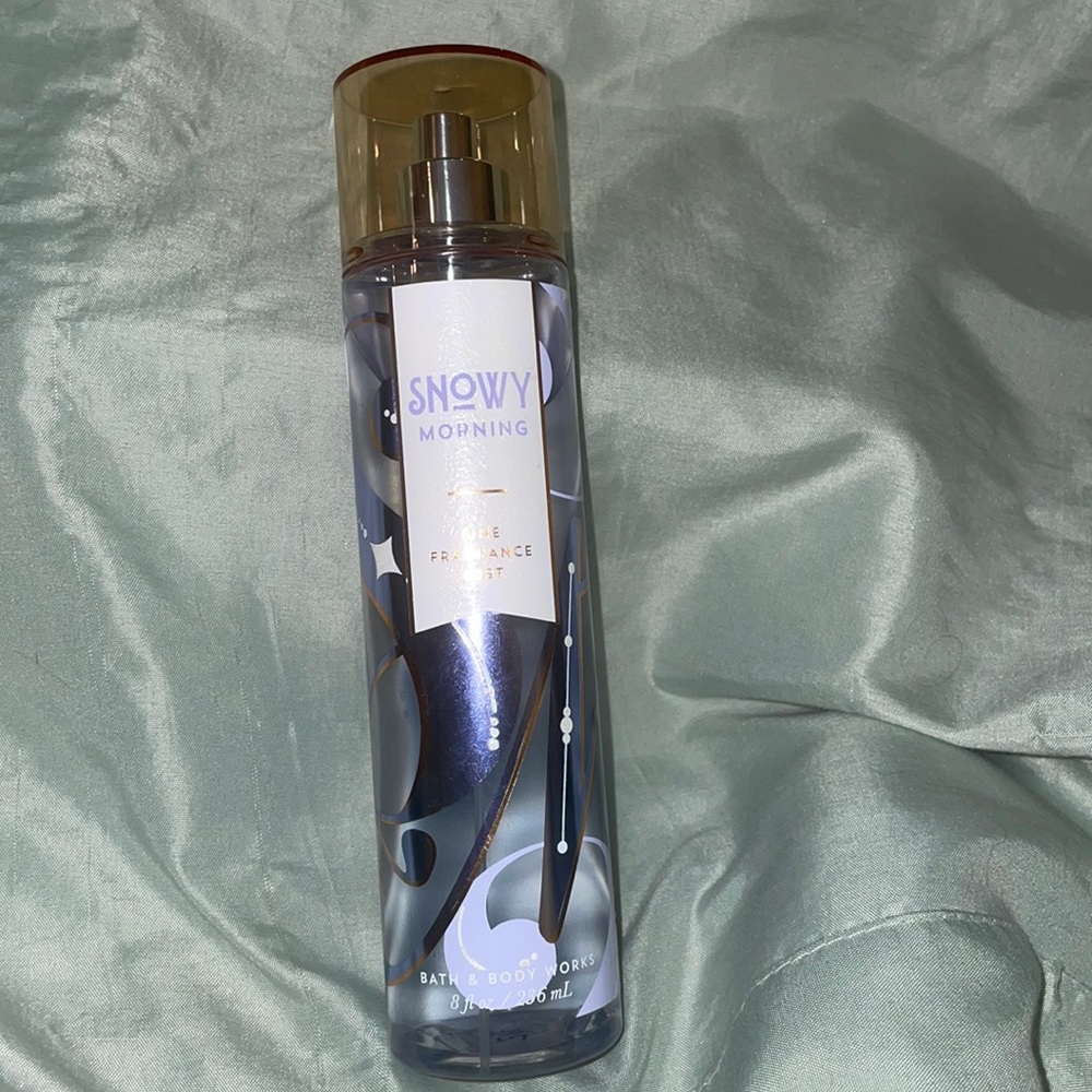 snowy morning perfume